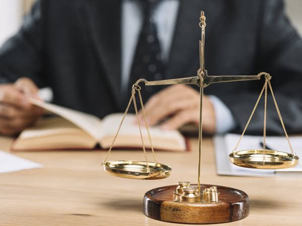 HAWAII ATTORNEY FILES CLASS ACTION LAWSUIT, SAYS VAX HAS KILLED 45,000 PEOPLE!!! - Fringe News